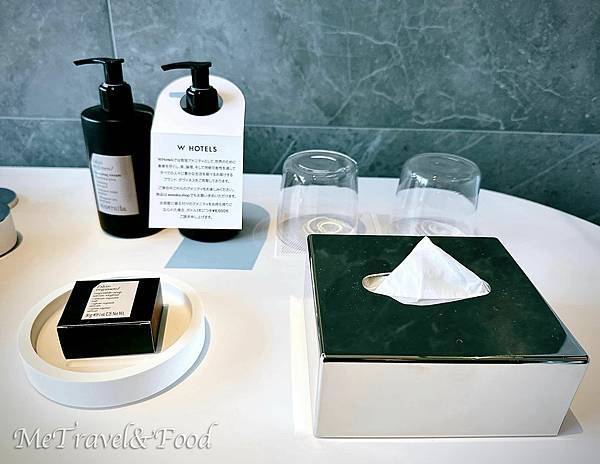 【 日本 • 大阪 • W Hotel Osaka 】含笑 【 日本 • 大阪 • W Hotel Osaka 】含笑