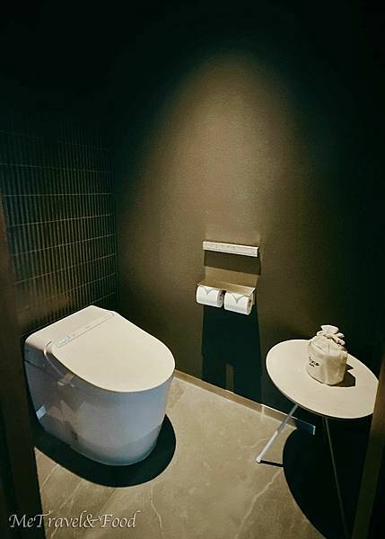 【 日本 • 大阪 • W Hotel Osaka 】含笑 【 日本 • 大阪 • W Hotel Osaka 】含笑