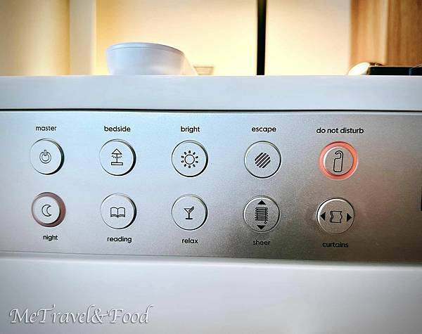 【 日本 • 大阪 • W Hotel Osaka 】含笑 【 日本 • 大阪 • W Hotel Osaka 】含笑