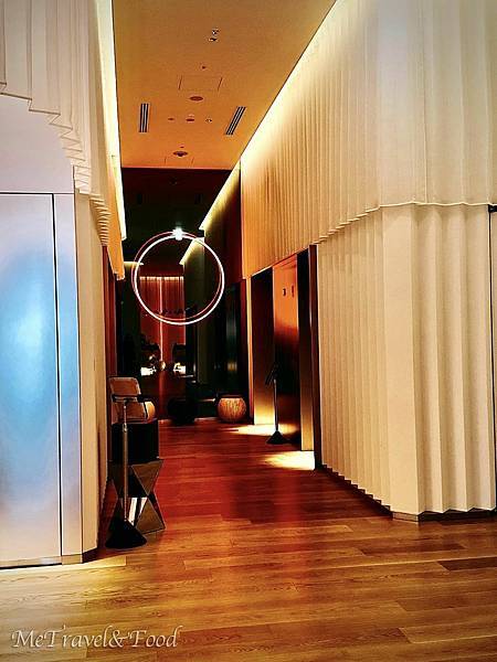 【 日本 • 大阪 • W Hotel Osaka 】含笑 【 日本 • 大阪 • W Hotel Osaka 】含笑