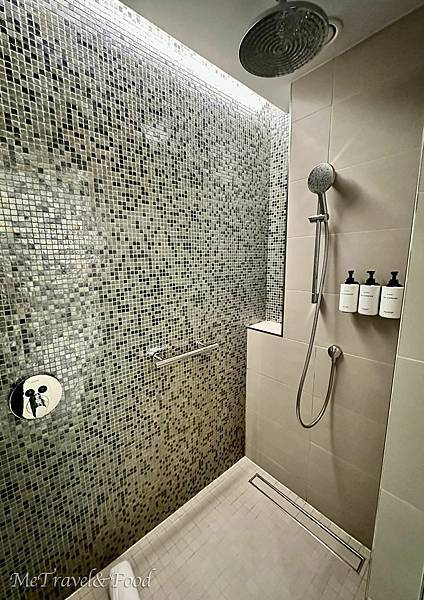 【法國 • 里昂 • 洲際迪歐旅館】InterContine 【法國 • 里昂 • 洲際 迪歐 旅館】InterConti