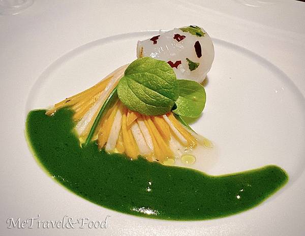 【法國 • 巴黎 • Plénitude •米其林三星】用醬 【法國 • 巴黎 • Plénitude •米其林三星】用醬