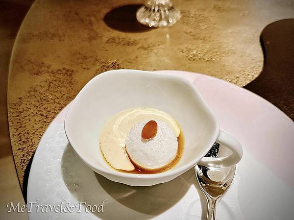 【法國 • 巴黎 • Plénitude •米其林三星】用醬 【法國 • 巴黎 • Plénitude •米其林三星】用醬