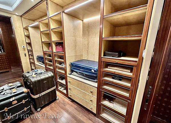 【法國 • 巴黎 • Cheval Blanc 白馬莊園】從