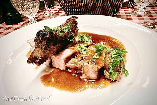 【 法國 • 巴黎 • 美味 小酒館 推薦】 巷弄裡 的 美