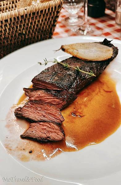 【 法國 • 巴黎 • 美味 小酒館 推薦】 巷弄裡 的 美