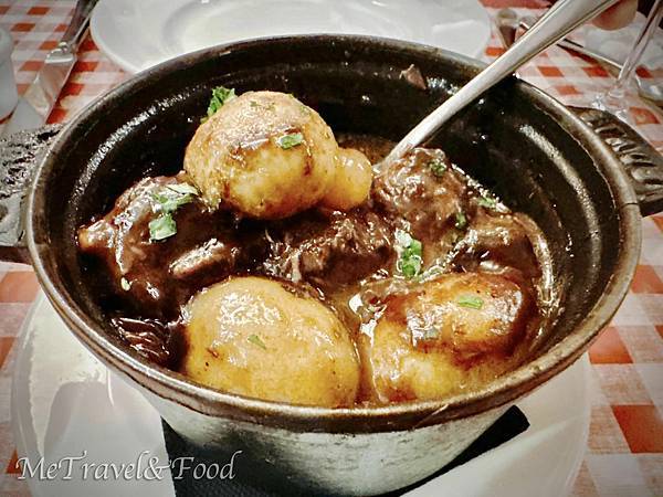 【 法國 • 巴黎 • 美味 小酒館 推薦】 巷弄裡 的 美