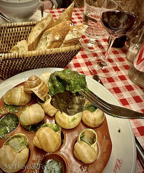 【 法國 • 巴黎 • 美味 小酒館 推薦】 巷弄裡 的 美