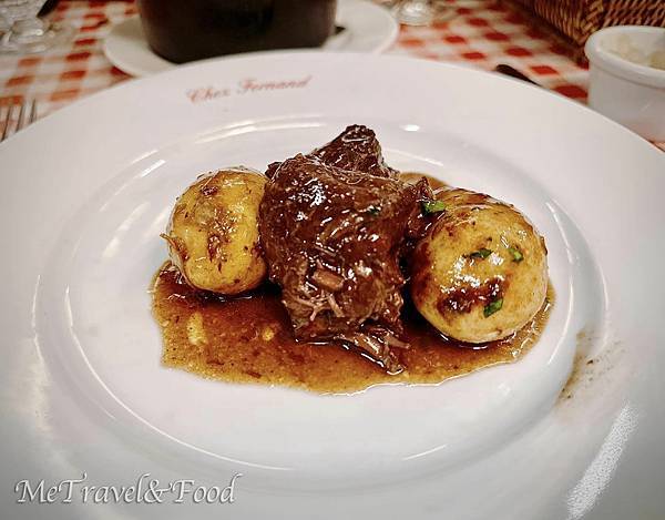 【 法國 • 巴黎 • 美味 小酒館 推薦】 巷弄裡 的 美