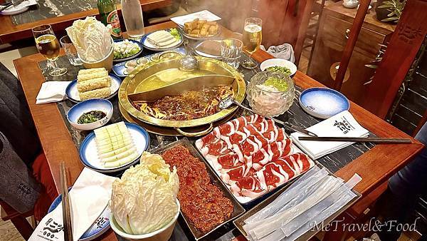 【 法國 • 巴黎 • 美味 小酒館 推薦】 巷弄裡 的 美