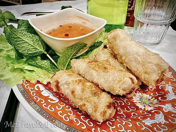 【 法國 • 巴黎 • 美味 小酒館 推薦】 巷弄裡 的 美