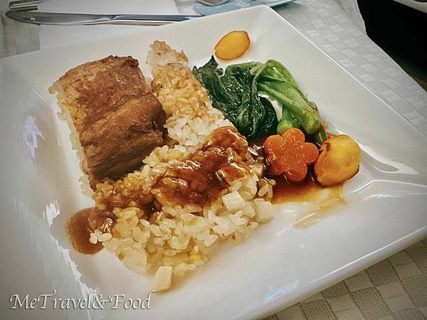 【 台北 • 巴黎 • Eva Airways 】直飛班機很 【 台北 • 巴黎 • Eva Airways 】直飛班機很