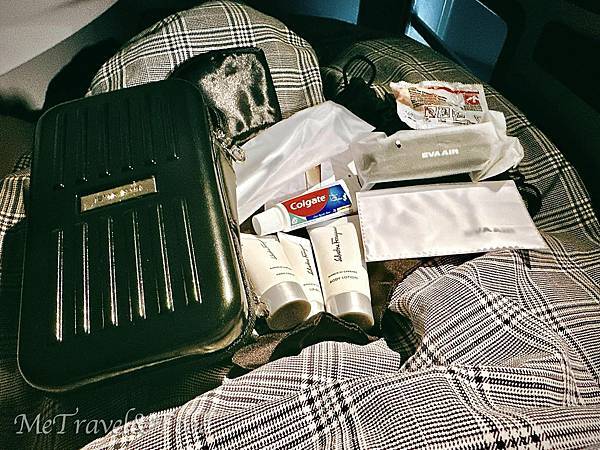 【 台北 • 巴黎 • Eva Airways 】直飛班機很 【 台北 • 巴黎 • Eva Airways 】直飛班機很