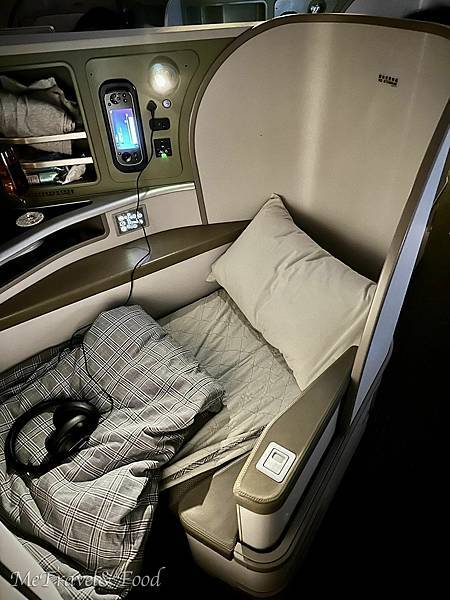 【 台北 • 巴黎 • Eva Airways 】直飛班機很 【 台北 • 巴黎 • Eva Airways 】直飛班機很