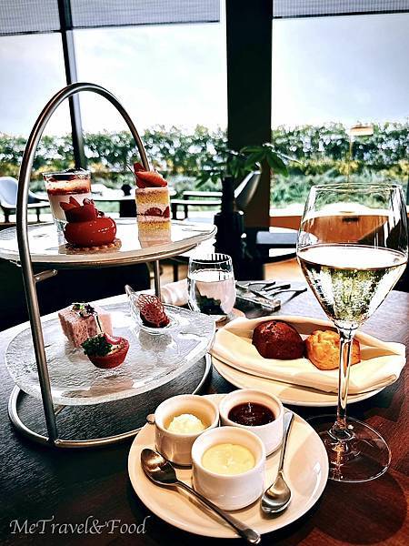 【 日本 • 福岡 • The Ritz Carlton F 【 日本 • 福岡 • The Ritz Carlton F