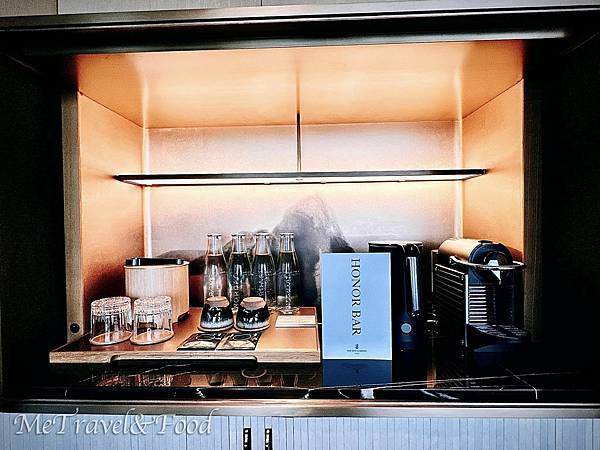 【 日本 • 福岡 • The Ritz Carlton F 【 日本 • 福岡 • The Ritz Carlton F