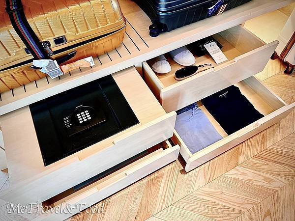 【 日本 • 福岡 • The Ritz Carlton F 【 日本 • 福岡 • The Ritz Carlton F