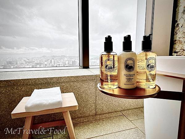 【 日本 • 福岡 • The Ritz Carlton F 【 日本 • 福岡 • The Ritz Carlton F