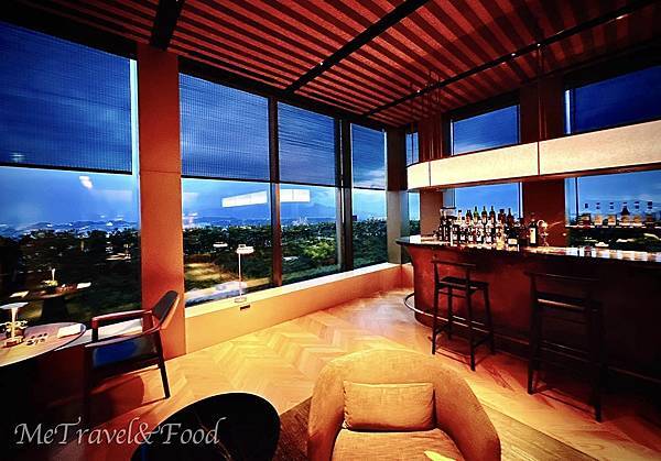 【 日本 • 福岡 • The Ritz Carlton F 【 日本 • 福岡 • The Ritz Carlton F