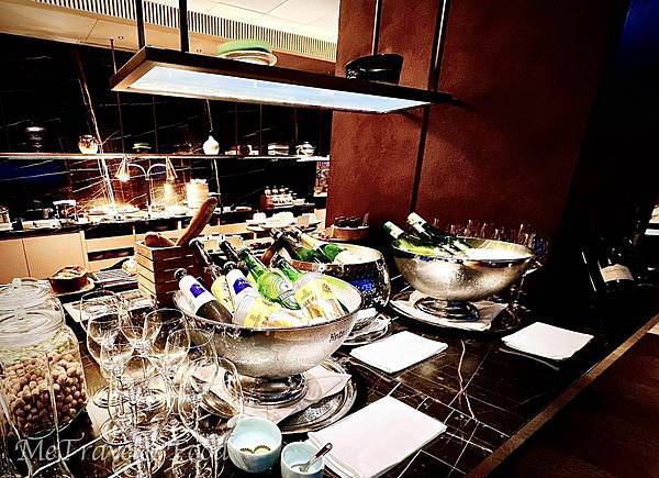 【 日本 • 福岡 • The Ritz Carlton F 【 日本 • 福岡 • The Ritz Carlton F