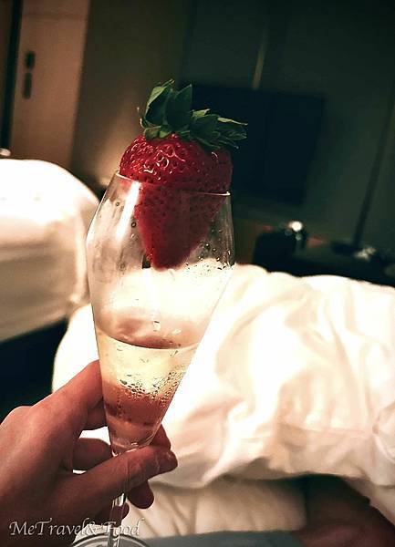 【 日本 • 福岡 • The Ritz Carlton F 【 日本 • 福岡 • The Ritz Carlton F