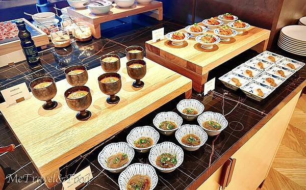 【 日本 • 福岡 • The Ritz Carlton F 【 日本 • 福岡 • The Ritz Carlton F