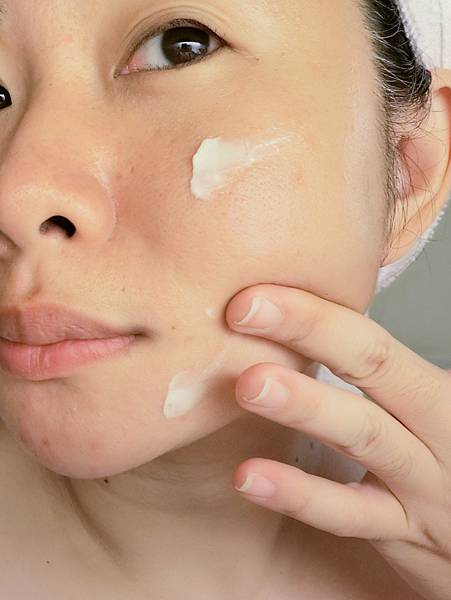 【抗老保养】GUERLAIN 娇兰「全新皇家蜂王乳蜂蜜修护黑