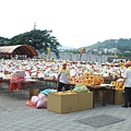 1386842040-一個畫面都還容不下的祭祠場面.jpg
