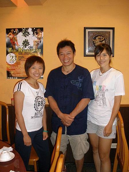 1306871977-小合照.jpg