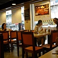 1908350994-PB121903.jpg
