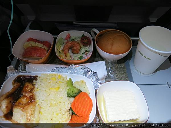 阿拉斯加家族旅遊~西雅圖轉機花了一天半,終於來到阿拉斯加安克 阿拉斯加家族旅遊~西雅圖轉機花了一天半,終於來到阿拉斯加安克