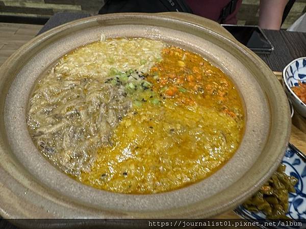 上海美食~三間烤鴨大評比(小大董、小吊梨湯、四季民福)/蟹叁