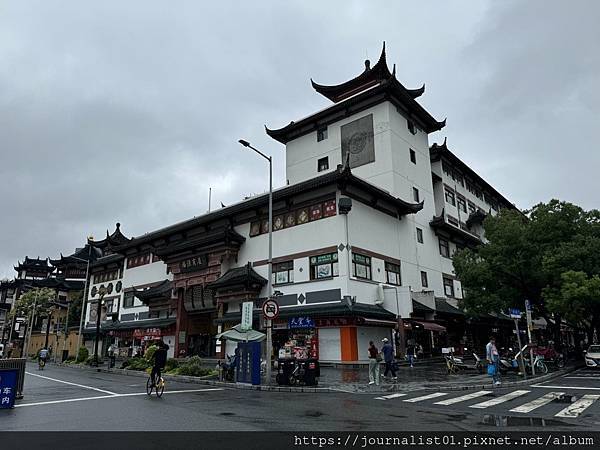 觀光客爆多但是真的很好拍的豫園~夜晚超美 VS 一大清早獨享