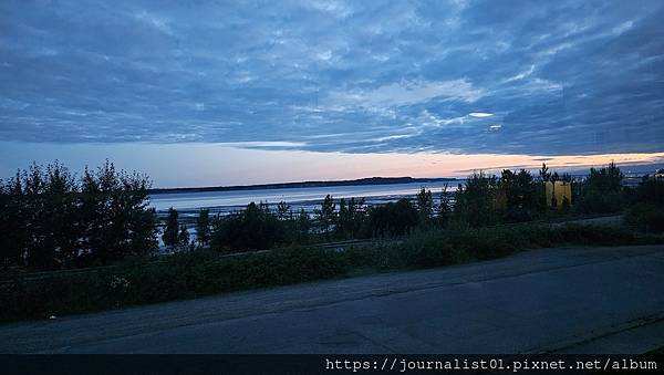 清晨.jpg 清晨.jpg