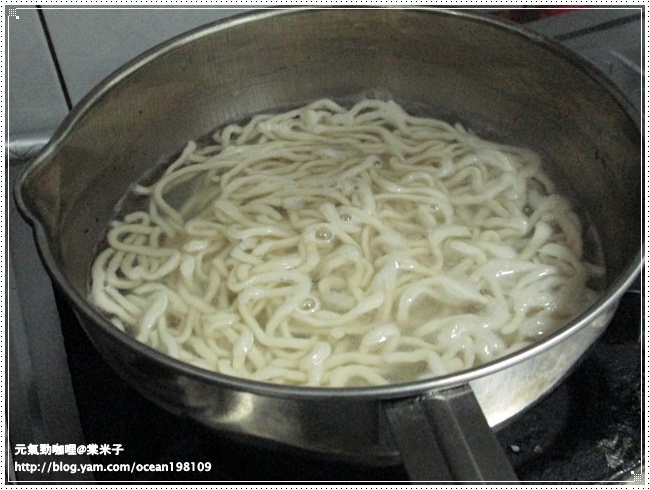 煮麵.JPG 煮麵.JPG