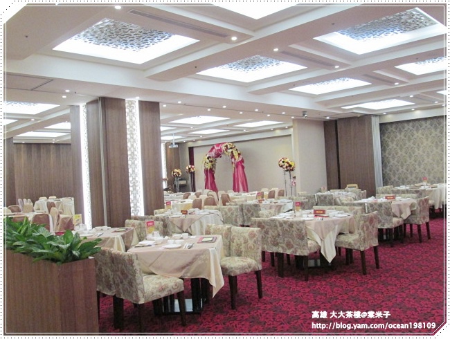 桌椅1.JPG 桌椅1.JPG