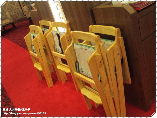 桌椅4.JPG 桌椅4.JPG