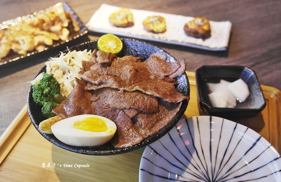 丼1.JPG