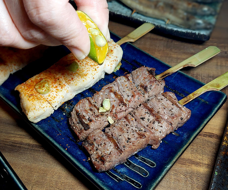 板橋美食 | 大村武串燒居酒屋江翠店濃厚日式風情，各式串燒料理梅酒暢飲，晚餐宵夜聚會小酌推薦