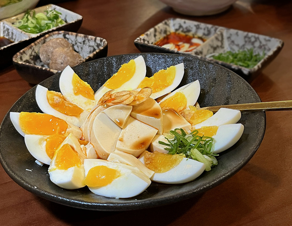 忠孝新生站美食 | 湯神頂級和牛牛肉麵，清燉、紅燒、番茄三種