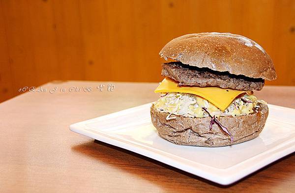 38-喫飽 Chi Burger 土城立德店 38-喫飽 Chi Burger 土城立德店