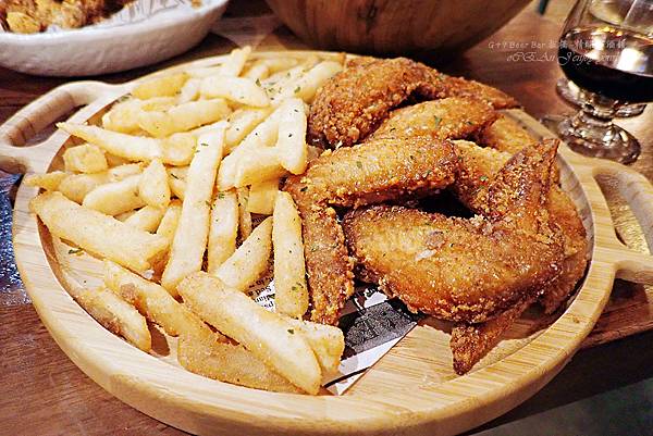 板橋美食推薦2023│G+9鮮釀啤酒餐廳(板橋三民店)運動酒吧,板橋聚會包場推薦,炸雞配啤酒最佳選擇- 46.jpg