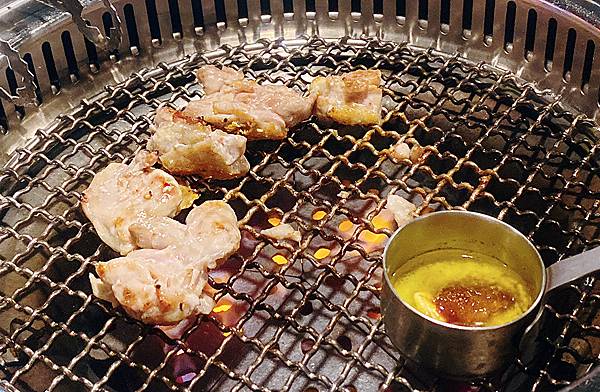 東區燒肉推薦│豆町村燒肉-專人代烤 酒之放題，質量非常好的日式激安燒肉店-台北美食推薦-47.jpg