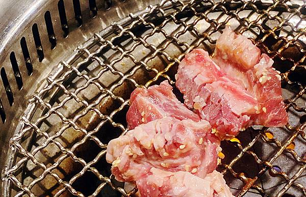 東區燒肉推薦│豆町村燒肉-專人代烤 酒之放題，質量非常好的日式激安燒肉店-台北美食推薦-58.jpg