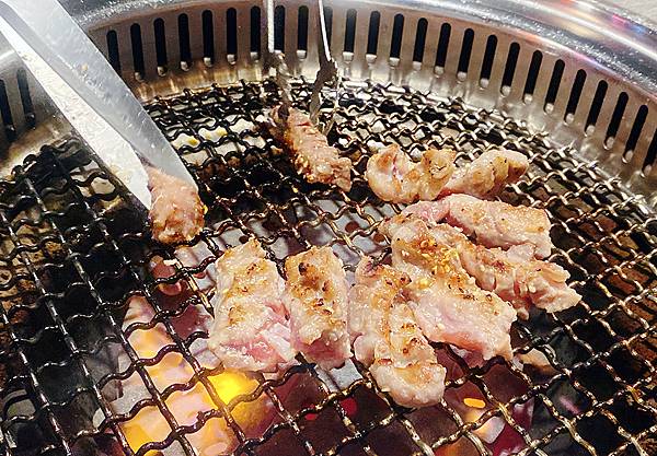 東區燒肉推薦│豆町村燒肉-專人代烤 酒之放題，質量非常好的日式激安燒肉店-台北美食推薦68.jpg