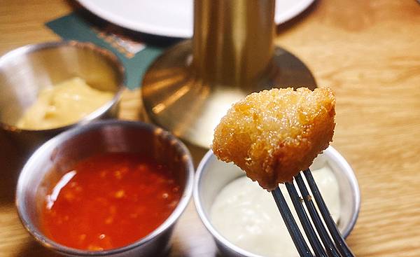 蘆竹景觀餐廳│古福Good Food窯烤披薩，美麗夜景還能看飛機起降，一旁就是大古步道公園│蘆竹登山散心、賞夜景吃美食好地方-62.jpg