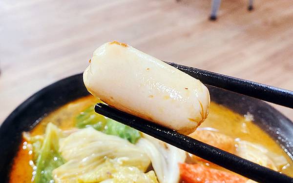 四維市場美食推薦│辣媽麻辣臭豆腐,有麻辣鴨血臭豆腐、紅燒鴨血 四維市場美食推薦│辣媽麻辣臭豆腐,有麻辣鴨血臭豆腐、紅燒鴨血