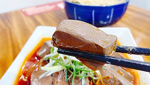 北投牛肉麵推薦│肥滋滋牛肉麵-每日極限100碗│北投隱藏版必推牛肉麵、北投美食-27.jpg 北投牛肉麵推薦│肥滋滋牛肉麵-每日極限100碗│北投隱藏版必推牛肉麵、北投美食-27.jpg