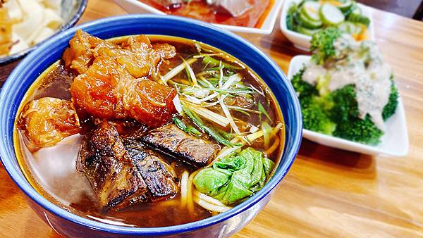 北投牛肉麵推薦│肥滋滋牛肉麵-每日極限100碗│北投隱藏版必推牛肉麵、北投美食-31.jpg 北投牛肉麵推薦│肥滋滋牛肉麵-每日極限100碗│北投隱藏版必推牛肉麵、北投美食-31.jpg