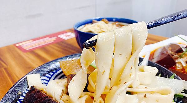 北投牛肉麵推薦│肥滋滋牛肉麵-每日極限100碗│北投隱藏版必推牛肉麵、北投美食-48.jpg